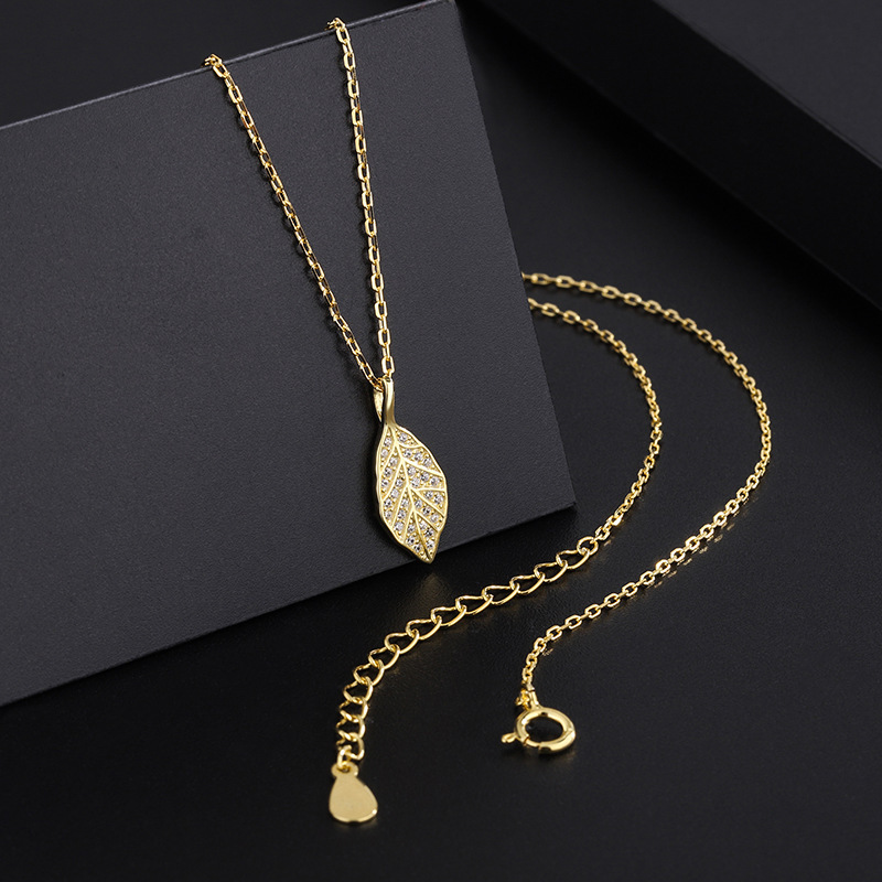 Women Pendant Necklace - Image 3