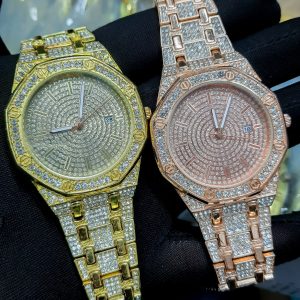 Ladies luxurious diamond watch-201
